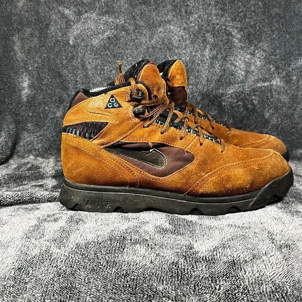 Nike ACG Air Vintage Hiking Boots men’s Size 7.5 Brown Leather Ankle Trail Cam